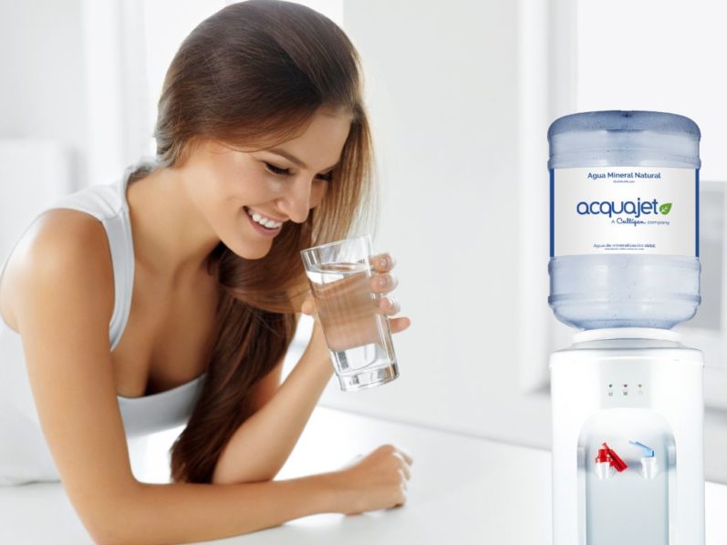 AGUA-DISPENSADOR